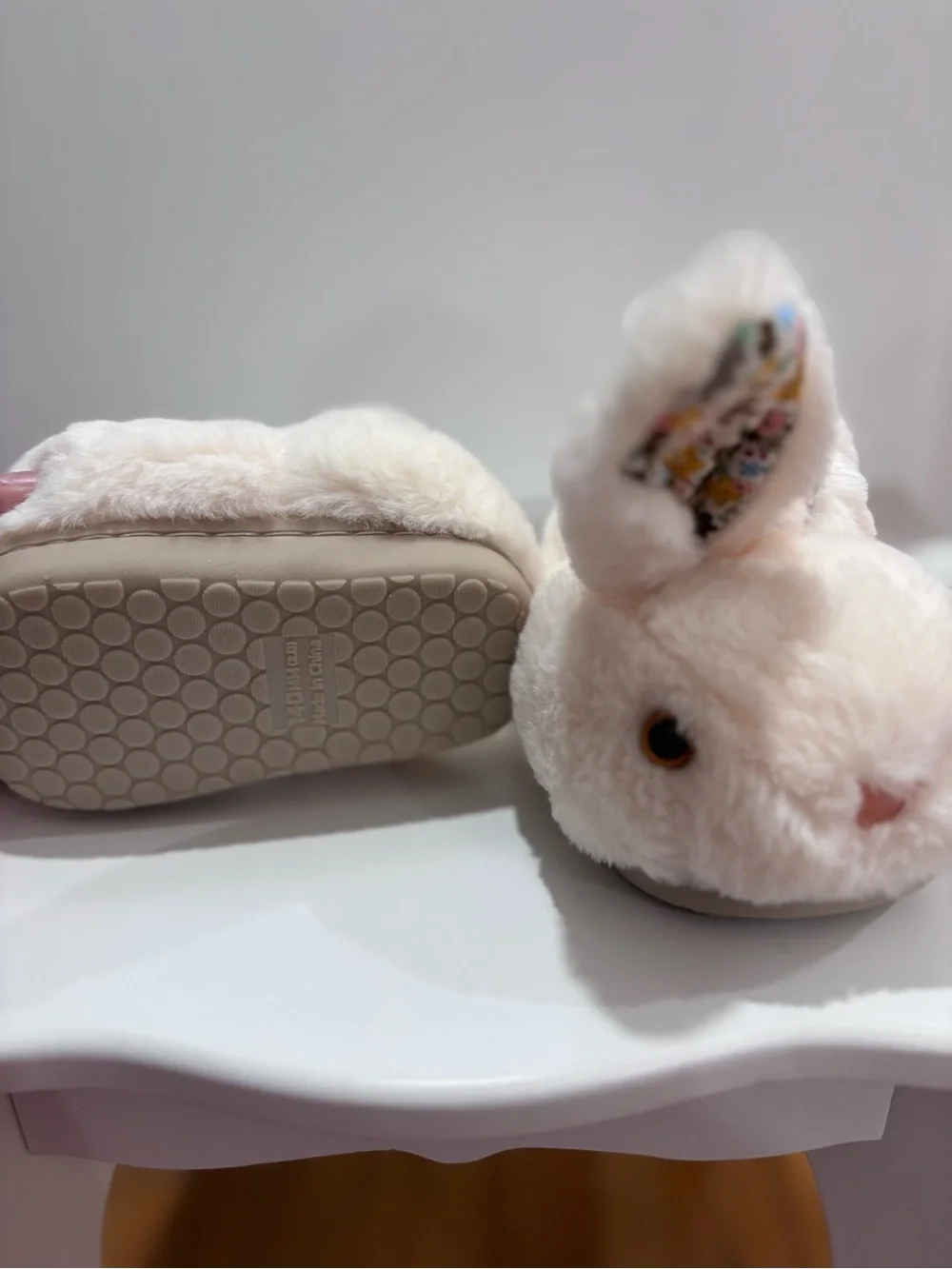 Plush Bunny Slippers with Floral Ears - Cream